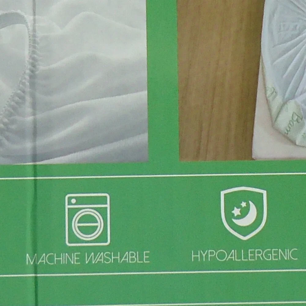 NWOT. GOONIK twin bamboo waterproof mattress protector.